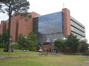 Curtin_T.L._Robertson_Library